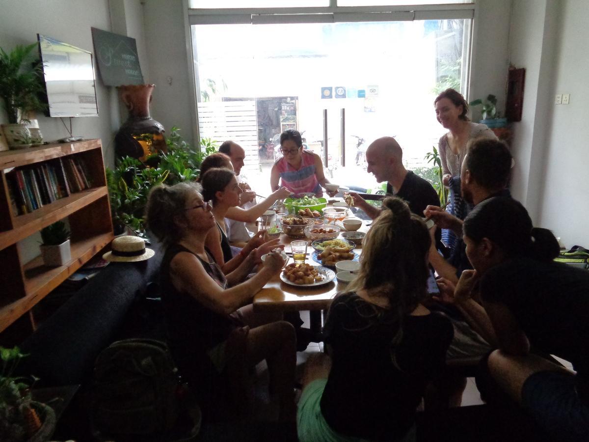 Ms Yang Homestay 2 - Home Cook Thành Pho Ho Chí Minh Esterno foto